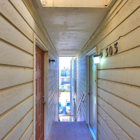 Quiet Modern Heavenly Paradise Love And Balcony Near Lake, Mall, Food, Entertainment! Oklahoma City Exterior photo