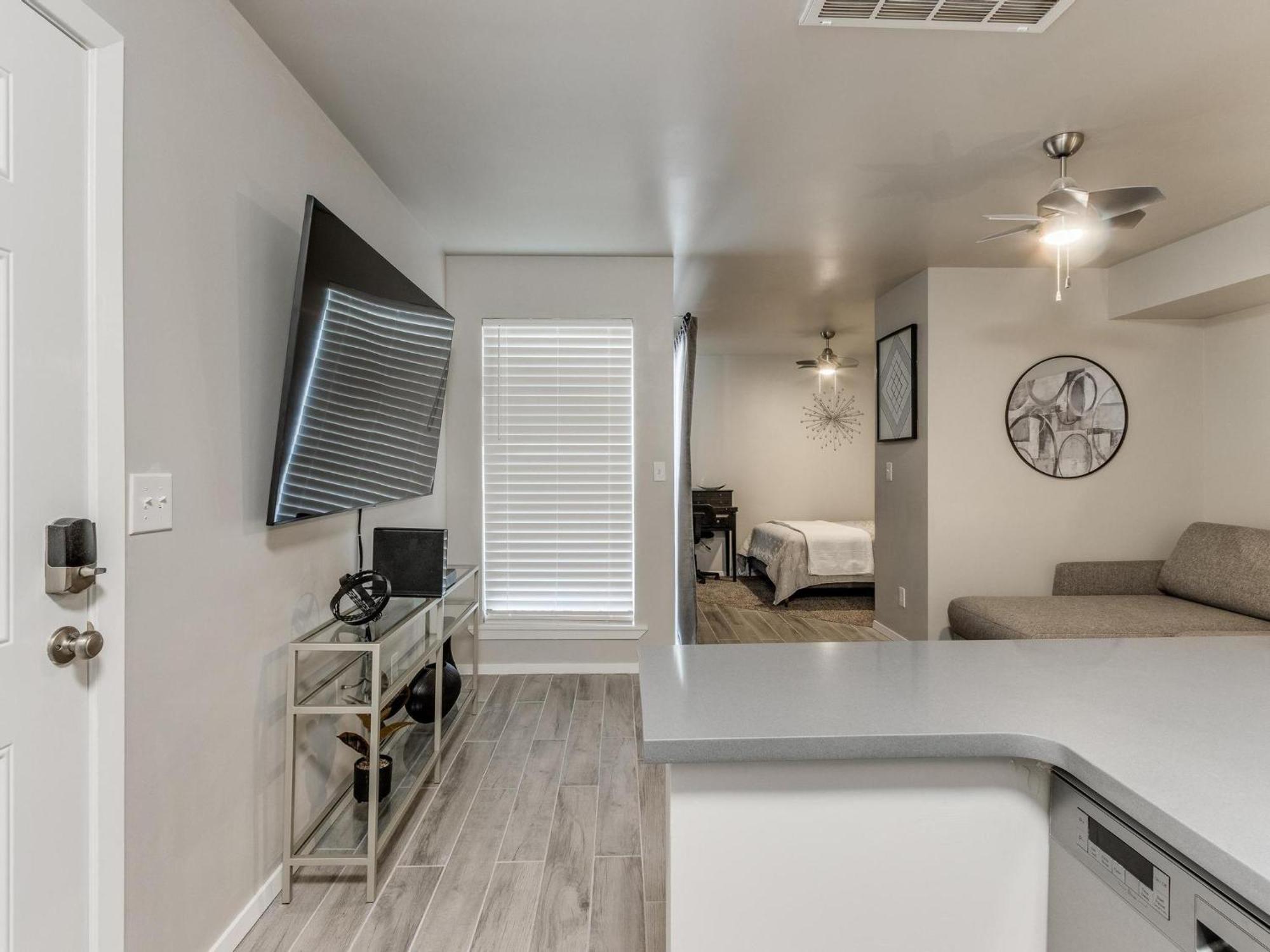 Appartement Quiet Modern Heavenly Paradise And Balcony Near Lake, Mall, Food, Entertainment! Oklahoma City